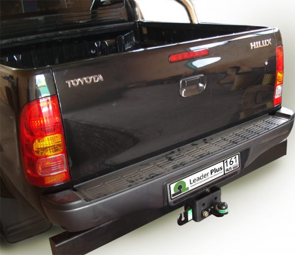 ТСУ для TOYOTA HILUX (4WD) (N2) с задним силовым бампером  2008-2015 — изображение 2